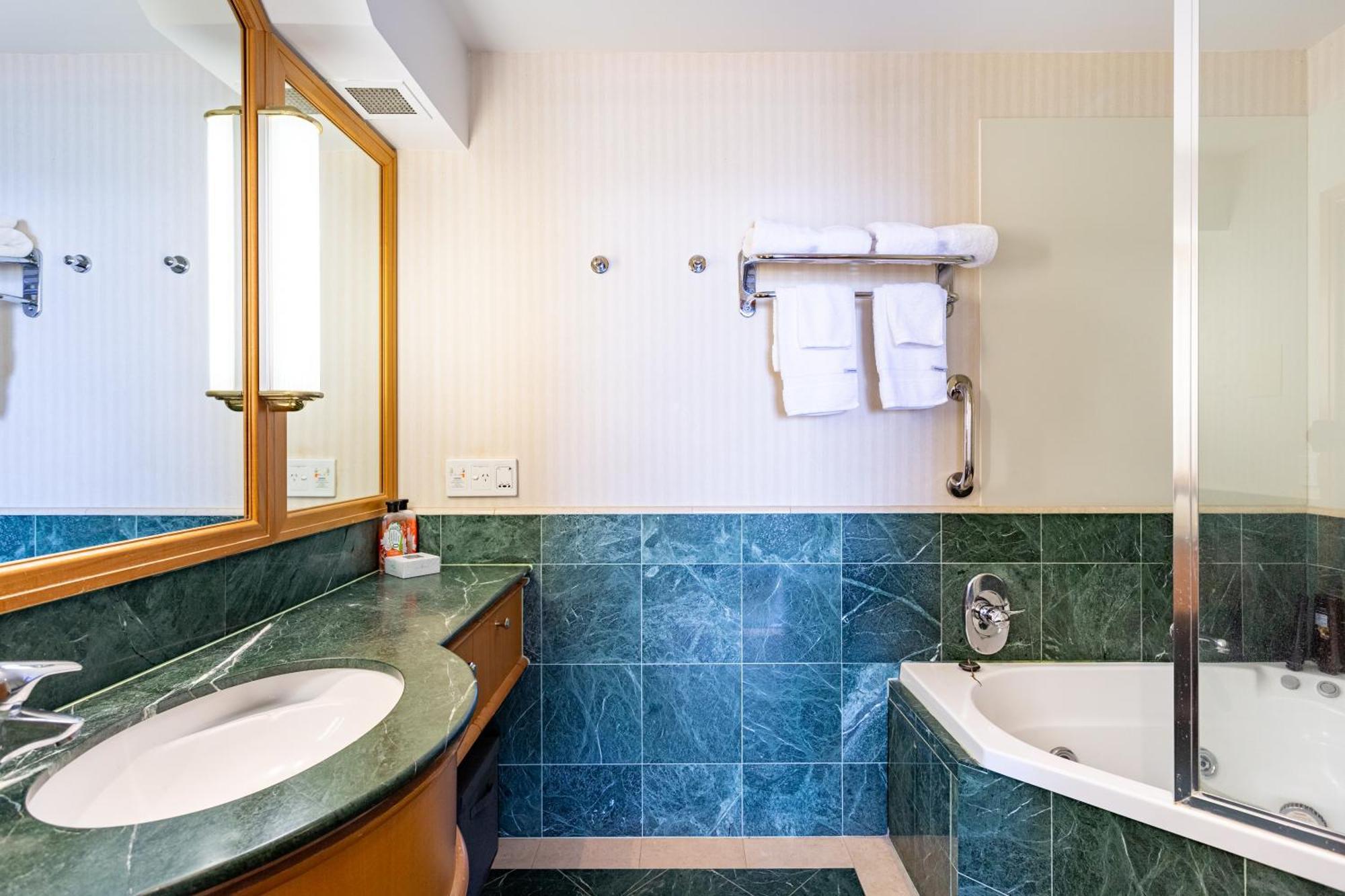 Luxury Privately Owned Ocean View Studio Apartments At O4Ks Gold Tower Guldkusten Exteriör bild